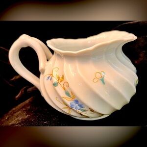 Haviland Limoges France Tout Venant Fleur Coloree Bunt Floral Creamer Dainty VTG